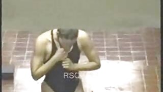 طفل عربي جميل حصل على ديكين سكس الام مترجم عربي كبيرين لامتصاص كسها وخبطت بهما