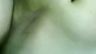 وضع رامون سكس محارم روسي مترجم عربي ، ضابط شرطة في الخلد ، عبئًا ثقيلًا على إيزيس لوف على وجهها الجميل.